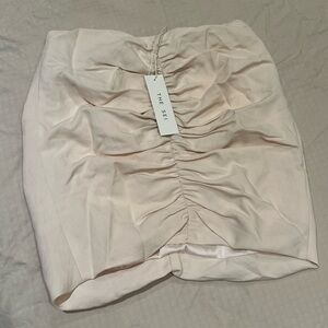 The Sei Cream Ruched Crop Top